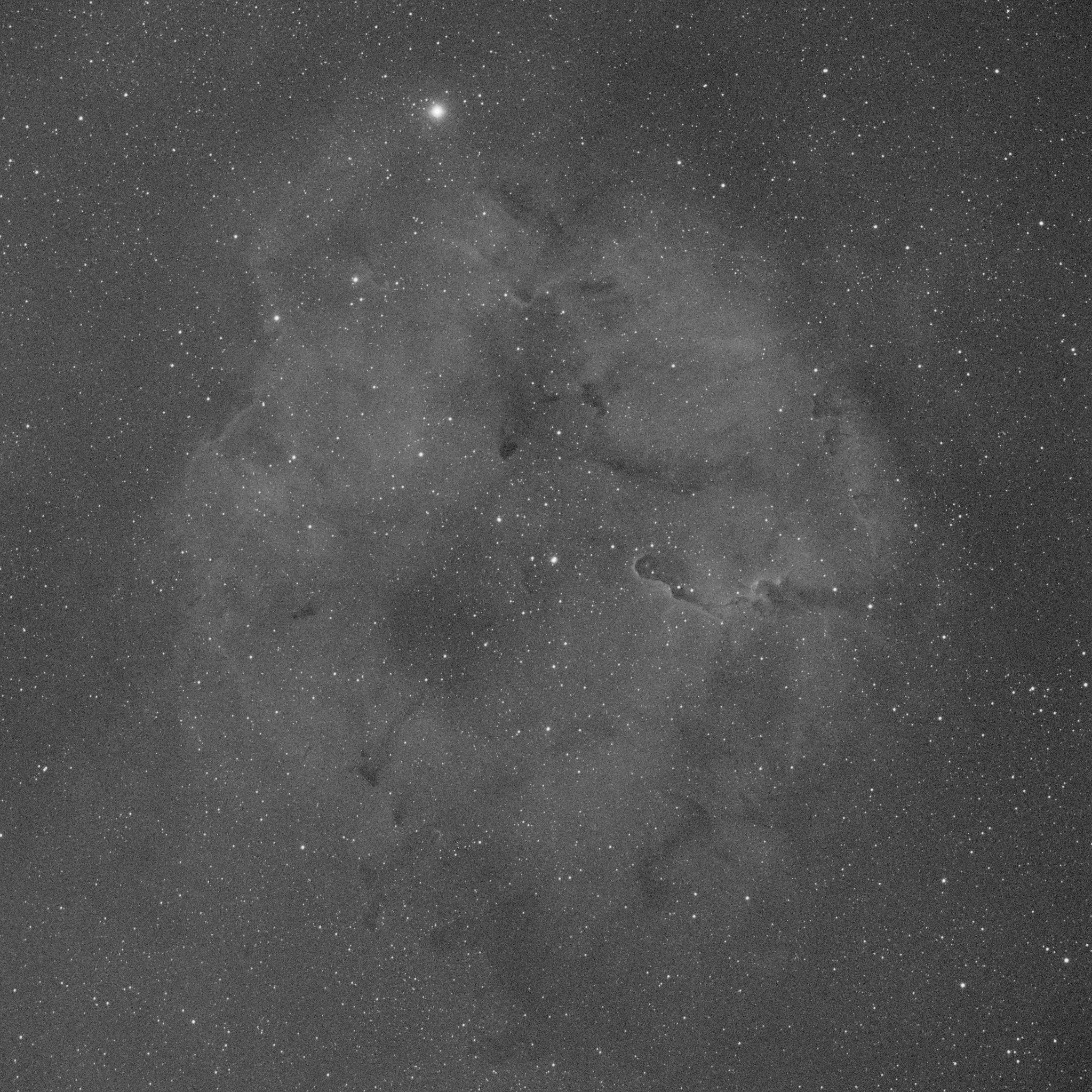 IC1396 - 900s de pause le 12/02/2013 par André